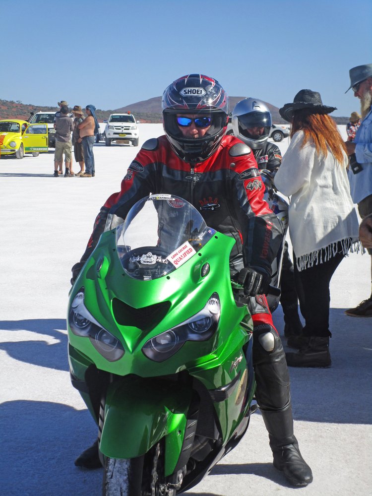 6351 - Kawasaki 2012-16 ZX14 — Tapeworks Graphics 6351 - Kawasaki 2012-16 ZX14 — Tapeworks Graphics